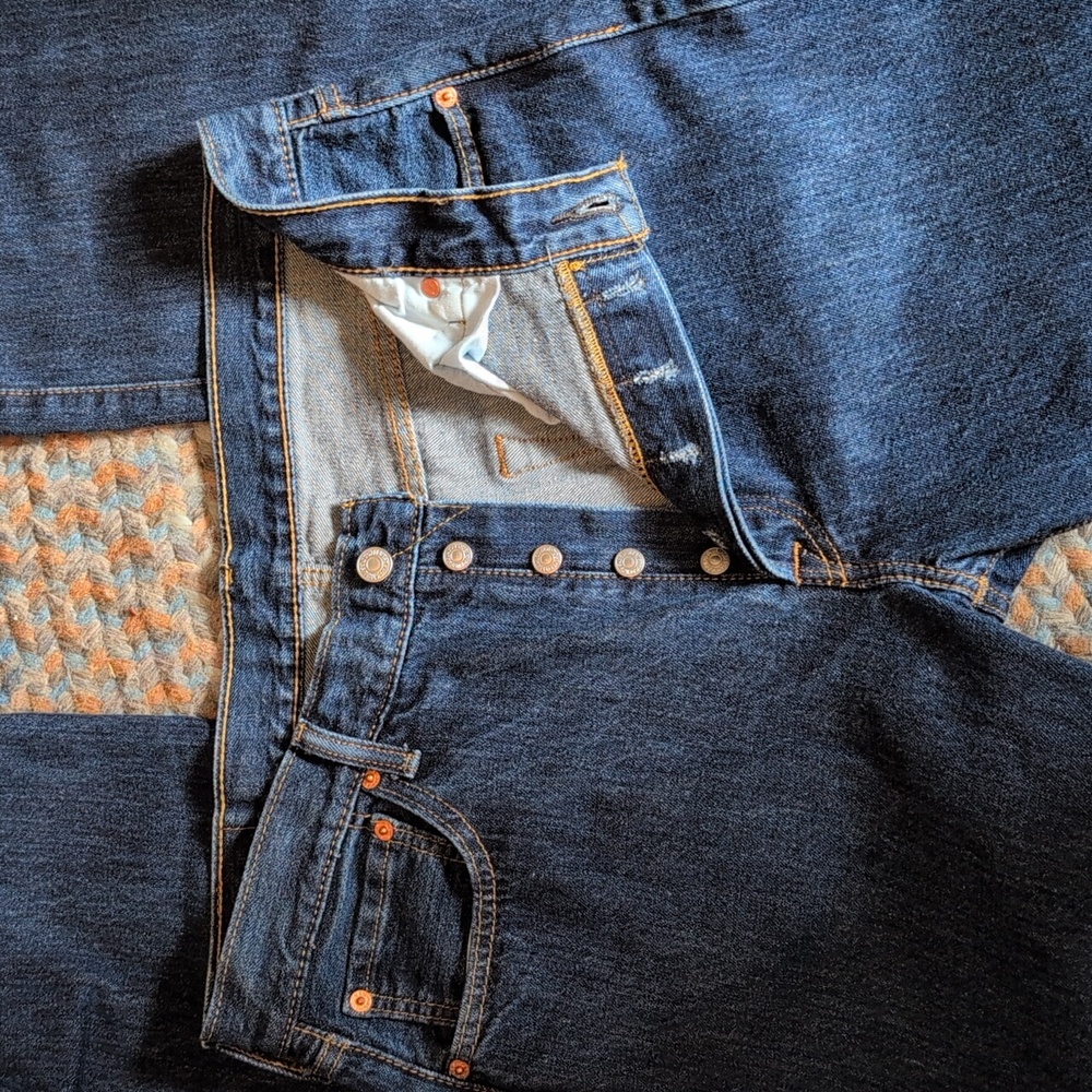 501 Button Fly Levi - image 3